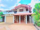 Solid 3 Storey 5 Bedrooms House for Sale Piliyandala