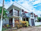Solid 5 Bedrooms House for sale in Kottawa Mattegoda