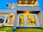Solid & Perfect Quality Built Box Modern Newer House For Sale In Negombo