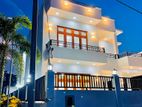 Solid Box Modern Type Gated Community Luxury House For Sale Negombo