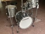 Sonor Safari AQ2 4 Piece Drum Kit