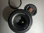Sony 50mm 1.8 + skylight filter