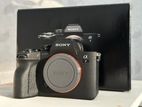Sony A7 iv