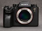 Sony Alpha A9 Mirrorless Camera