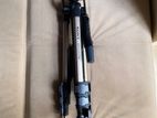 Sony VCT-670RM Tripod With Remote Contril