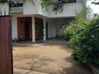 Spacious 2-Bed, 1-Bath Upstairs House with Private Garage – Rajagiriya