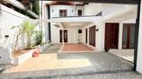 Spacious 2 Storey Independent 5 Bedroom House For Rent In Dehiwala