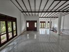 Spacious 3-Bedroom Upstairs House for Rent – Matale Town