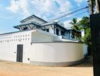 Spacious 4BR House in Boralesgamuwa
