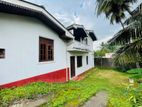 Spacious 5-Bedroom House in Kiribathgoda, Makola