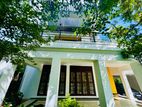 Spacious 5-Bedroom House in Nugegoda