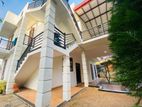 Spacious 6-Bedroom House for Sale at Thalapathpitiya