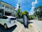 Spacious 6 Bedroom House for Sale in Makola, Kiribathgoda