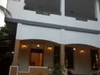 Spacious 6-Bedroom House - Nittambuwa