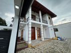 Spacious Brand New House for Sale in Piliyandala