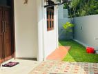 Spacious Brand New House In Athurugiriya