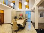 Spacious Family House in Thalawathugoda