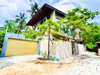 Spacious Family House – Thalawathugoda