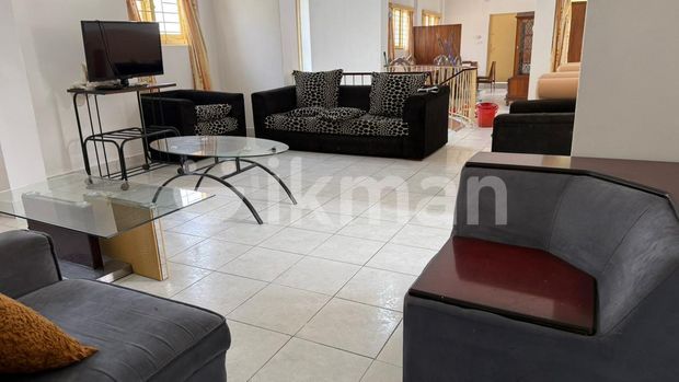Spacious furnsiehd house for rent in Colombo 7, Colombo