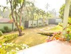 Spacious Garden with Luxury House Sale Talawatugoda