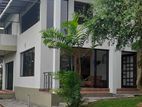 Spacious House for Rent in Athurugiriya