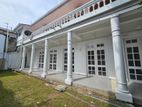 Spacious House For Rent In Lake Drive Colombo 08 - 3737