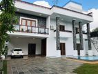 Spacious House Sale in Thalawathugoda