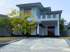 Spacious Luxury 5-Bedroom House for Rent In Kotte