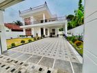 Spacious Nice Garden Luxurious House New Completed In Negombo Area