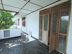 Spacious Upstairs House for Rent in Rathmalana