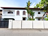 Specious 07 Bedroom House For Sale In Nugegoda