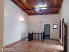 SPECIOUS 1ST FLOOR HOUSE FOR RENT IN MOUNT LAVINIA TEMPLES ROAD