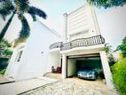 (SR1244) Luxury 3 Storey House for Rent in Nugegoda