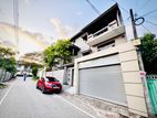 (SR1381) Three Storey House for Rent in Battaramulla