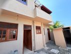 (SR1396) Three Storey House for Rent in Madiwela Kotte