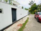 (SR1399) 5BR Eco Friendly Three Storey House for Rent in Thalawathugoda