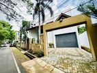 (SR1419) Solar Powerd Furnished House with Pool for Rent in Battaramulla