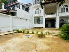 (SR1472) Three Storey House for Rent in Thalawathugoda