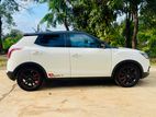 Ssang Yong Tivoli 2015