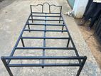 Steel bed 6”3