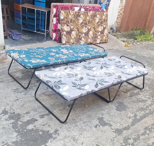 Steel Folding Bed with Mattress