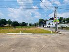 සතර දිසා යාකරන අතුරුගිරියෙන් 8.p ව්‍යාපාරික නේවාසික බිම් කොටස් D29