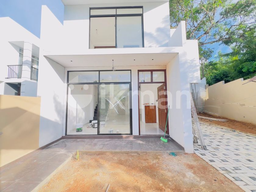 Modern Gate Structure Strong Structure Brand New House In Malabe | ikman