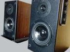 studio monitor powered speaker