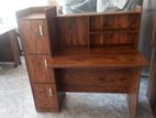 Study Table with Rack Q-37)