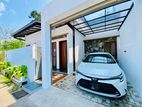Stylish 3BR House in Prime Athurugiriya