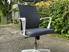 Stylish Head Rest Office Chair 820A
