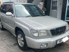 Subaru Forester 2000