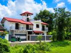 සුන්දර වෙල් යායකට මුහුණලා පිහිටි අලුත්ම දෙමහල් නිවස විකිනීමට - කැස්බෑව