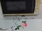 Sunny Microwave Oven